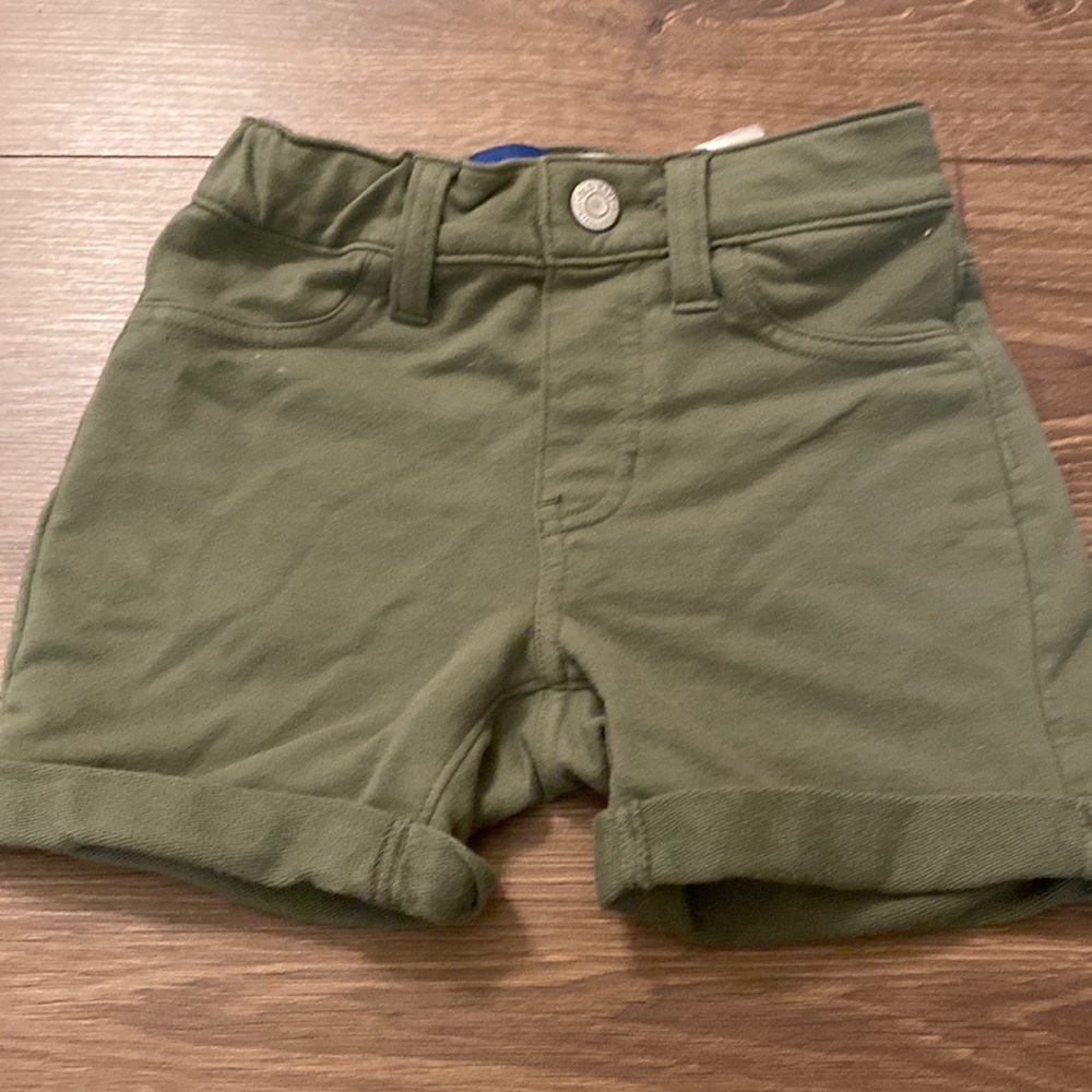 Old navy kids army green shorts